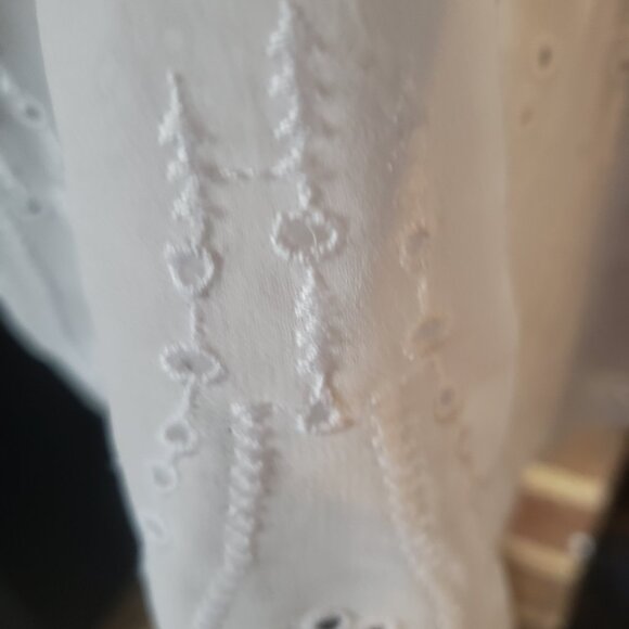 Torrid Blouse NeW. - Picture 6 of 7